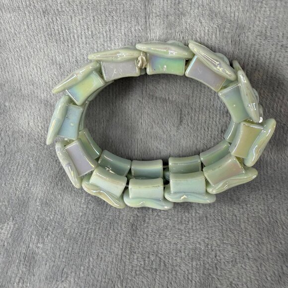 Butterfly Shape Beaded Bracelet Double Hole Beads Iridescent Stretch Adjustable - Picture 13 of 14